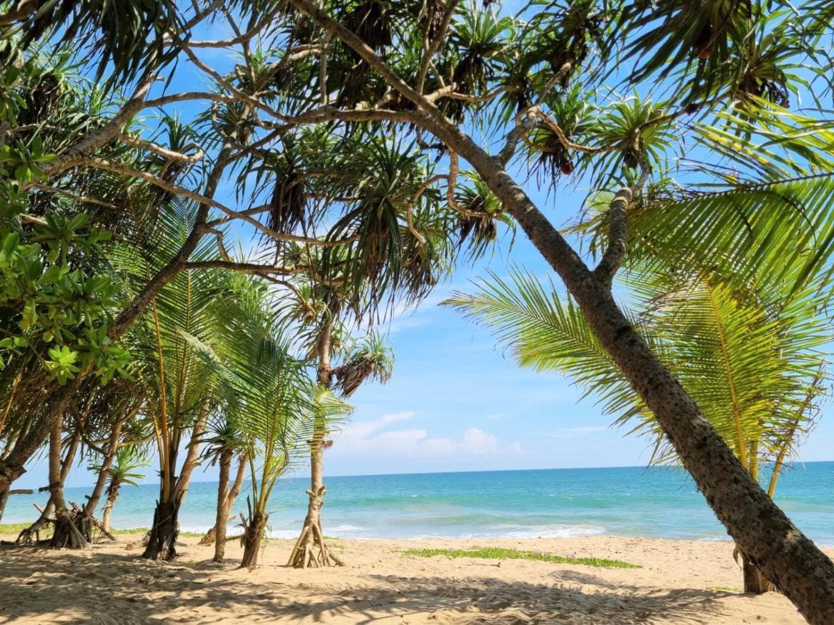 Golden Beach Paradise Tangalle Buitenkant foto