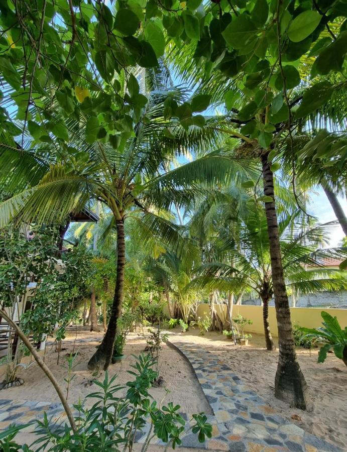 Golden Beach Paradise Tangalle Buitenkant foto
