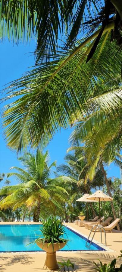 Golden Beach Paradise Tangalle Buitenkant foto