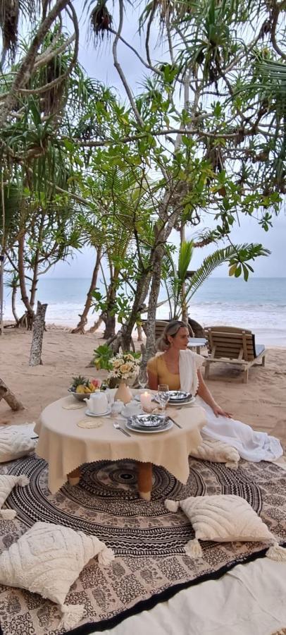 Golden Beach Paradise Tangalle Buitenkant foto